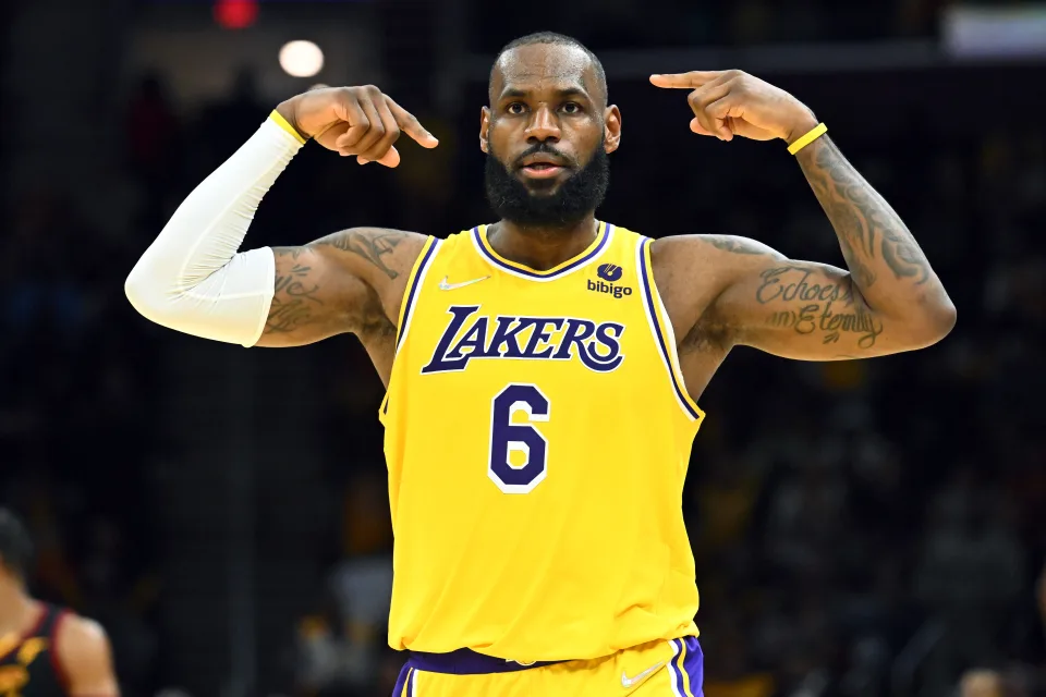 LeBron James Lakers Future Hinges on Daring Draft Strategy